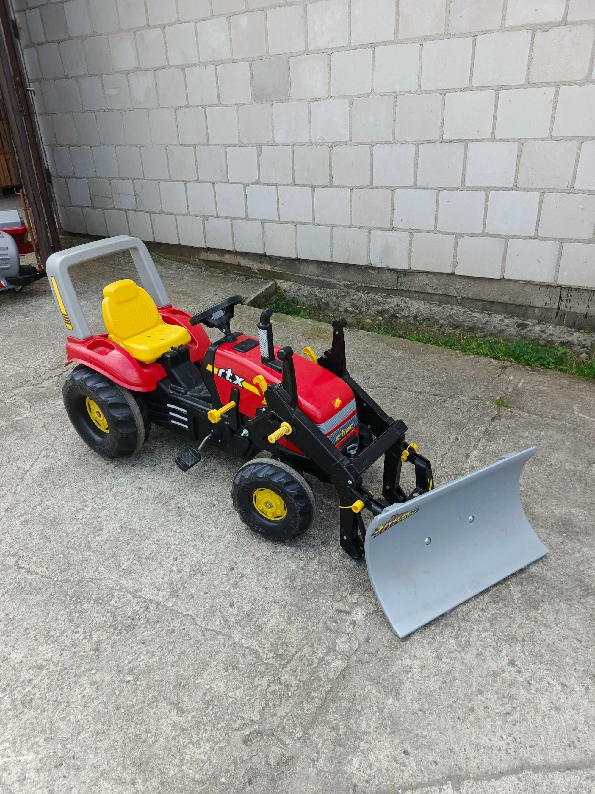 Sprzedam traktor z maszynami