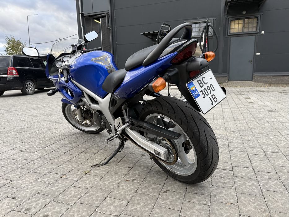 Мотоцикл suzuki sv650s