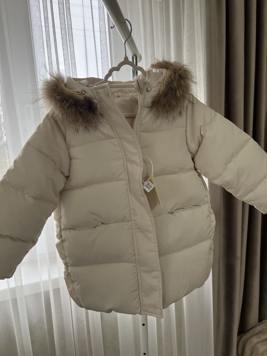 Пуховик для дівчинки