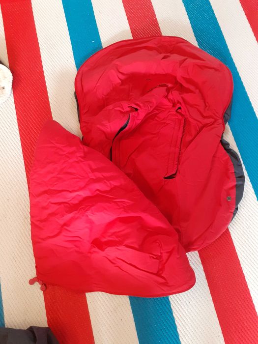 Forra de ovo com saco protetor térmico e capota (Tuc Tuc) - IMPECÁVEL