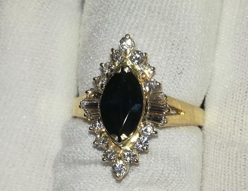 Золотое кольцо 585 проба ,сапфир и бриллианты. Размер 18 Сертификат