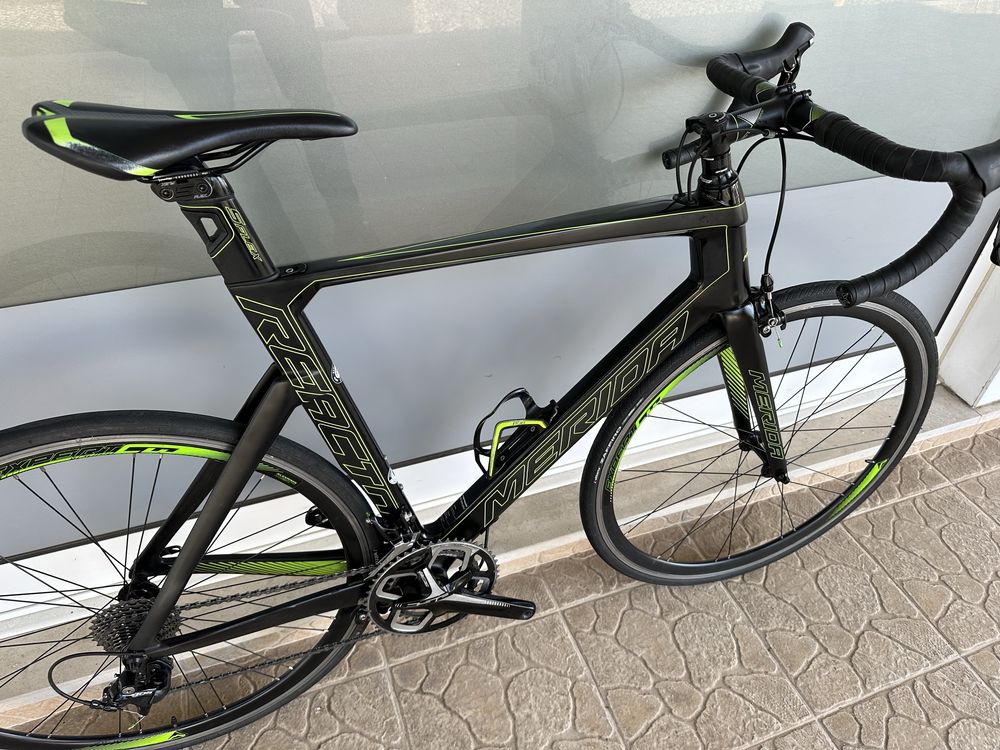 Bicicleta de estrada Merida Reacto em carbono