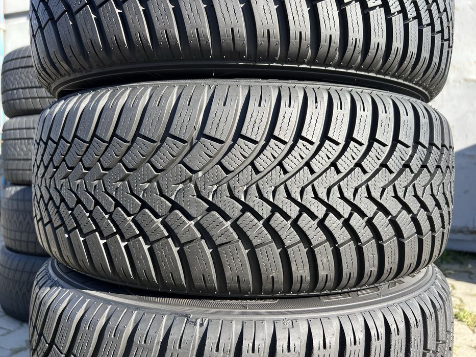 215/55 R17 Falken 4шт 2023рік 7.3мм-8.3мм Залишок протектора