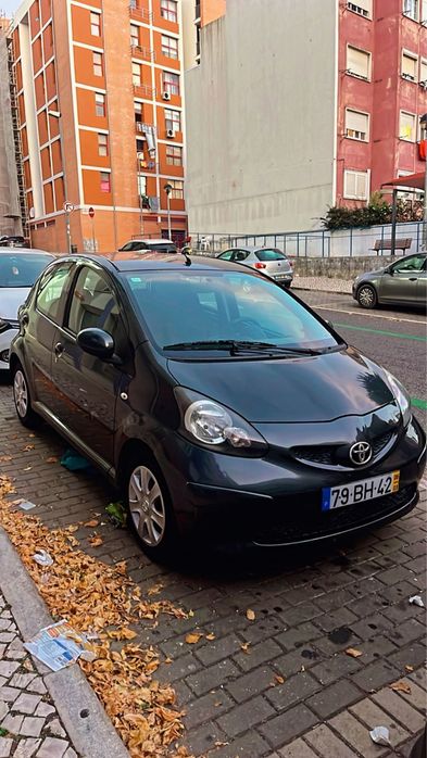 Toyota Aygo em bom estado