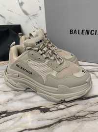 Женские кроссовки BALENCIAGA Triple S  оригинал