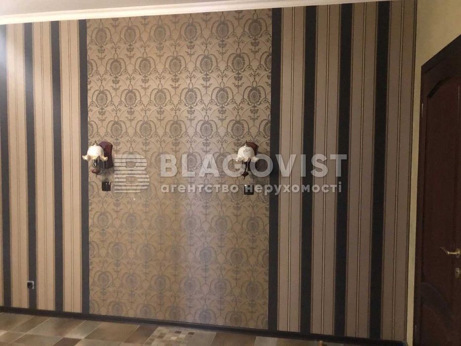 Продаж 3к квартири вул Ахматової Анни, 13д Харківська Дарницький р-н