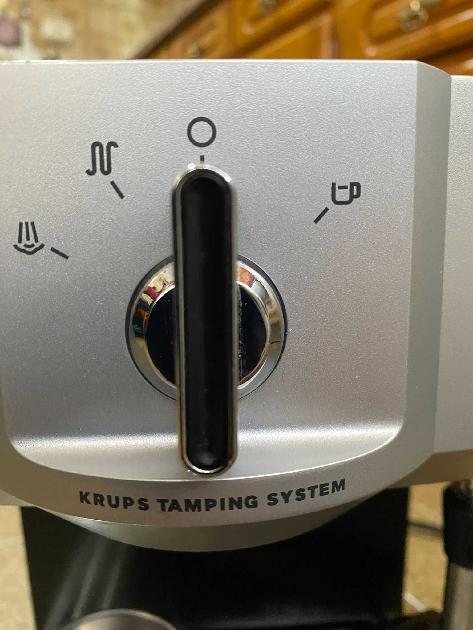 Máquina de Café Expresso Krups - em bom estado
