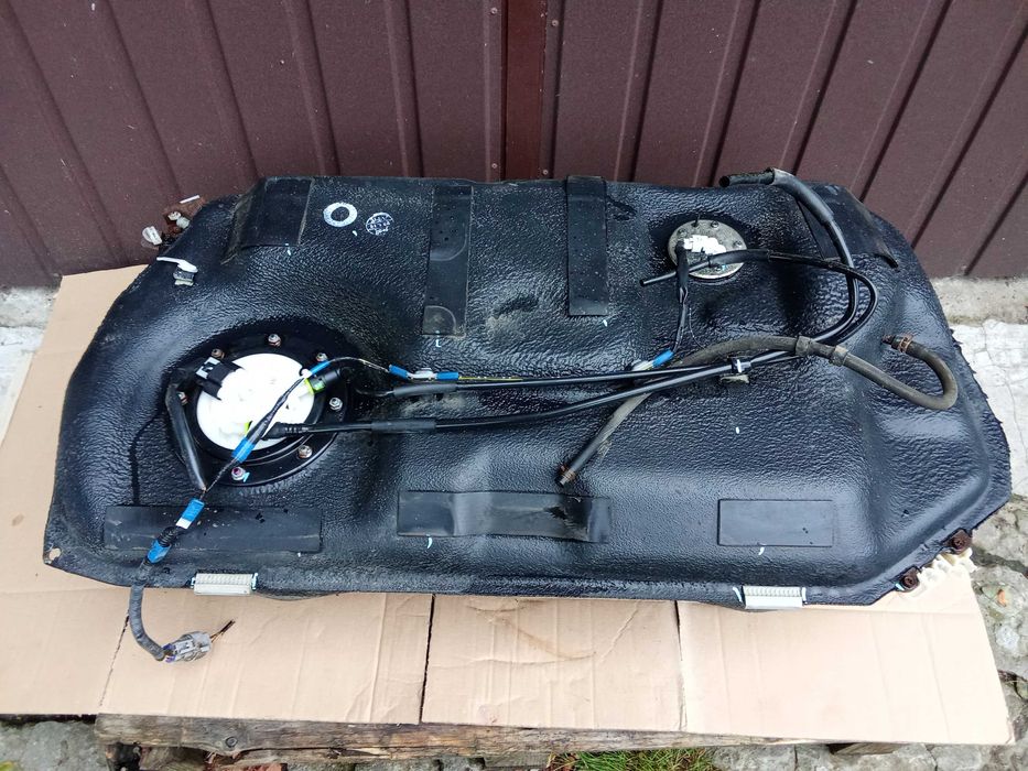 Suzuki Grand Vitara II 5 drzwi zbiornik paliwa 1.9 ddis