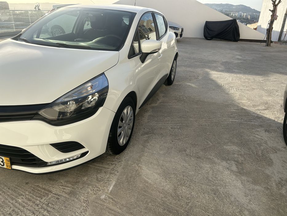 Vendo renault clio 1,5 dci nacional impecavel negociavel