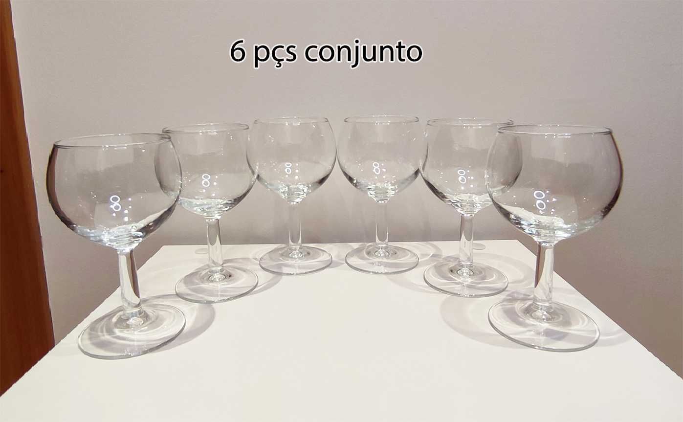 6 copos de vinho