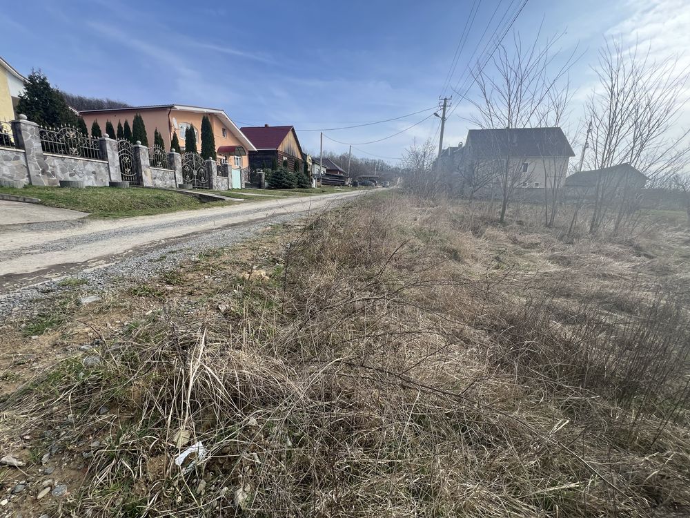 Продаж земельної ділянки під будівництво в с. Барвінок