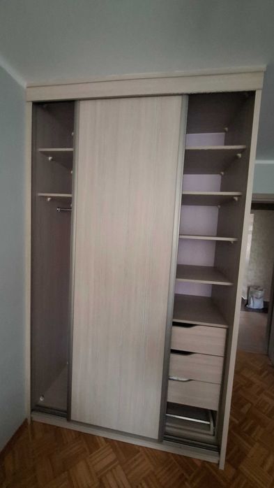 Szafa przesuwna na wymiar