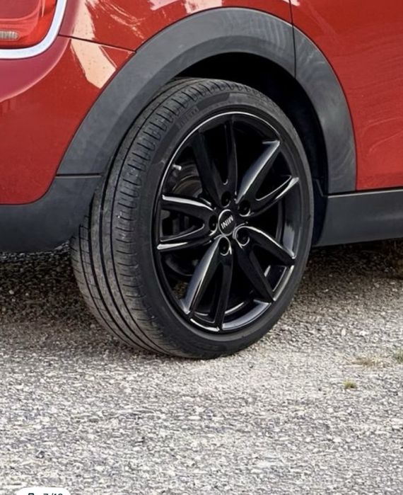 Jantes especiais 18” provenientes de Mini Cooper