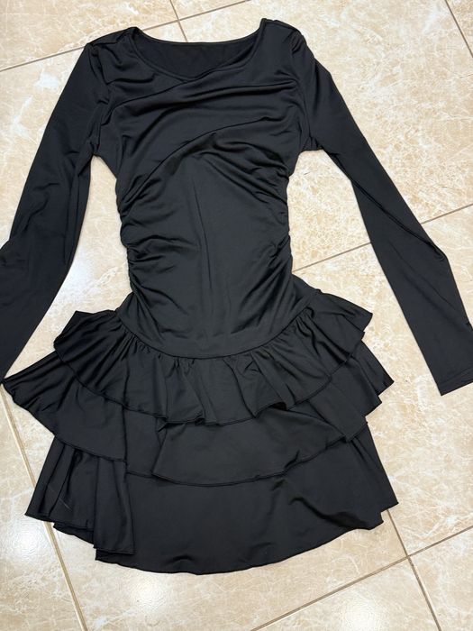 Продам коротку сукню