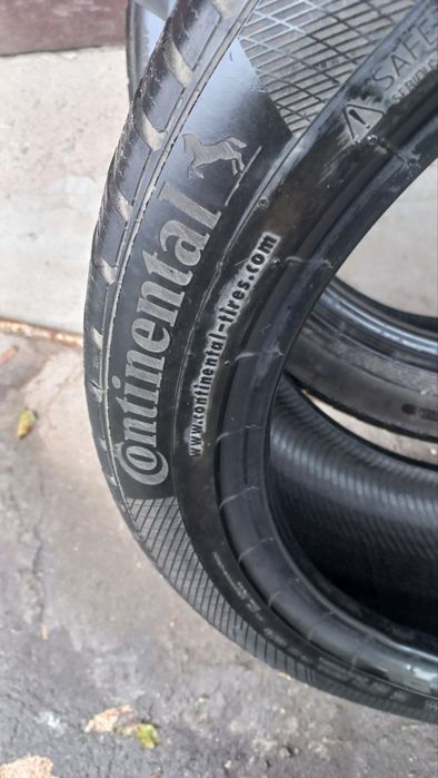 Continental 235/45 r18