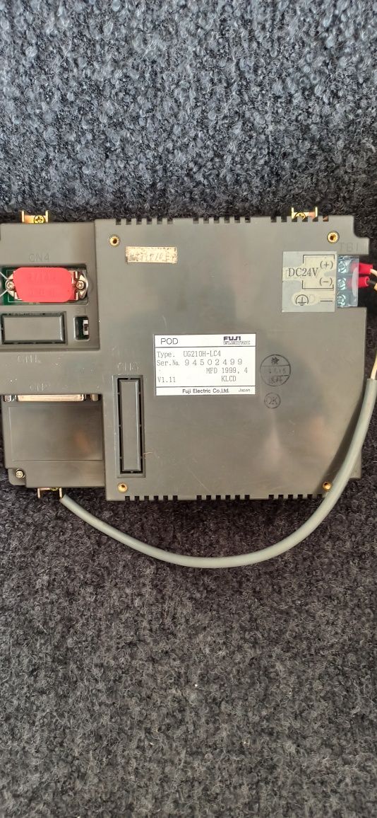 Панель оператора fuji pod тачскрін робочий дисплей інтерфейс ug210h-sc