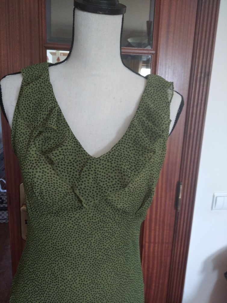 Vestido verde tamanho 3