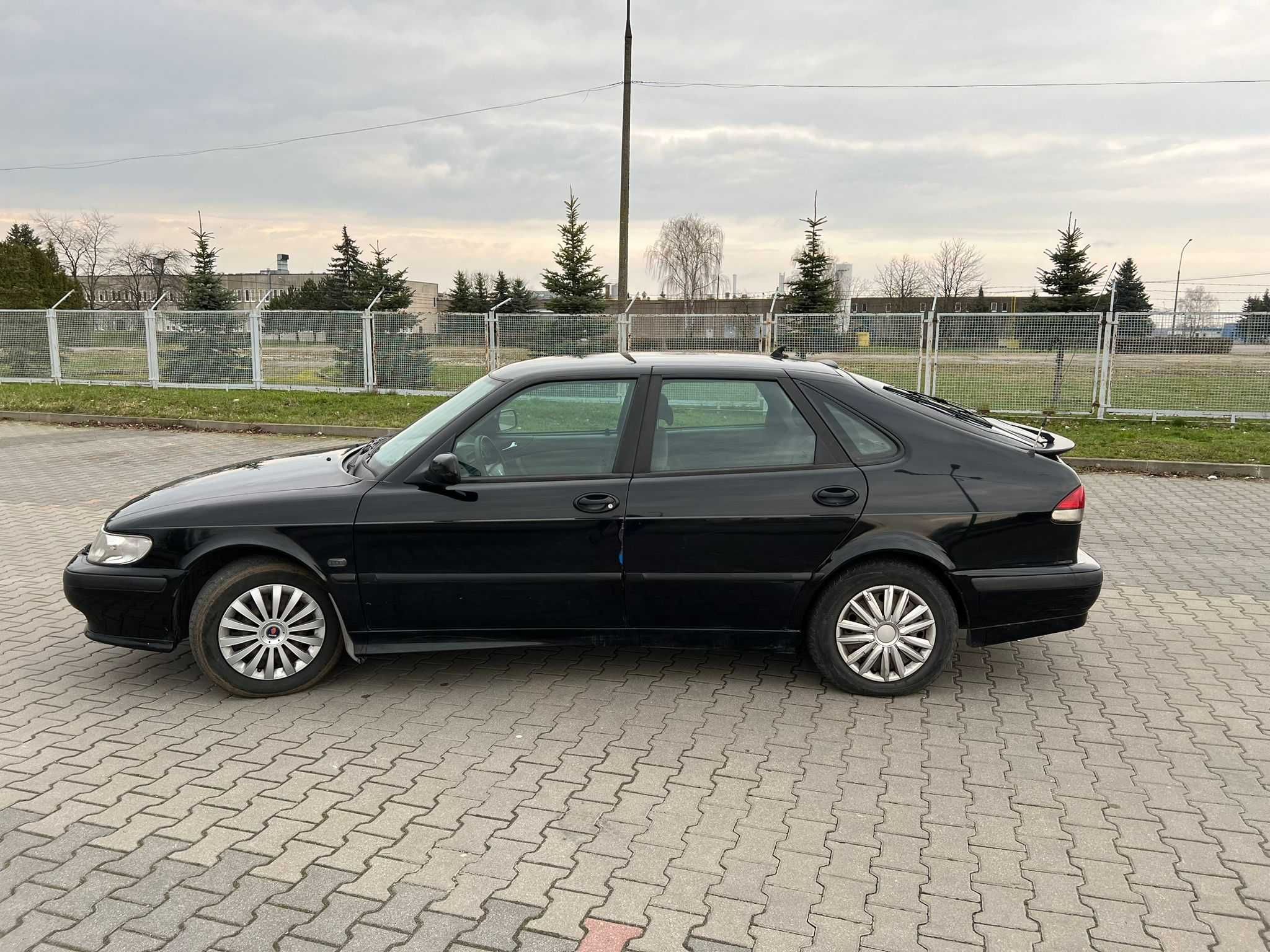 SAAB 9-3 2.2 TID Z HAKIEM 2001r