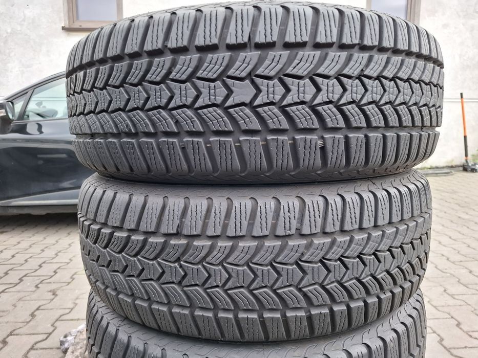 Opony 205/60/16 Dębica Frigo HP2[S]