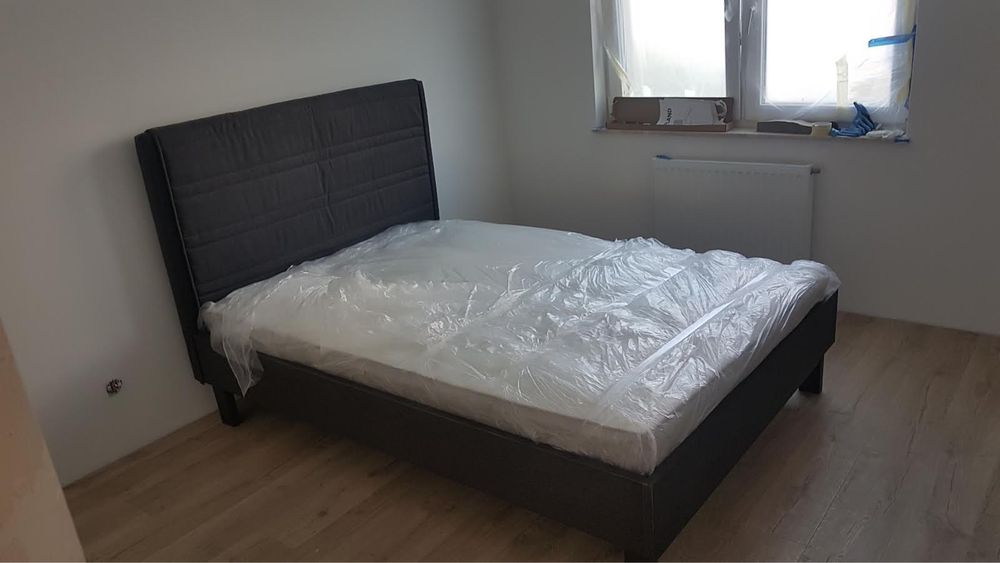 Drewniane łóżko Oppland Ikea