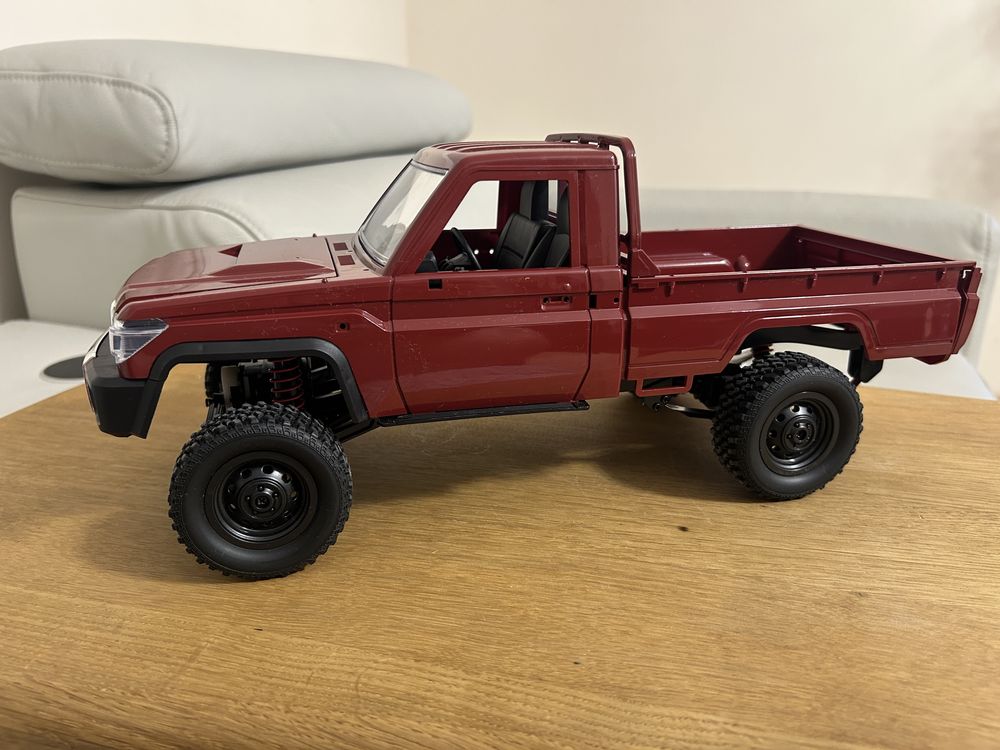 Nowy Samochód RC Toyota Land Cruiser – pełen zestaw
