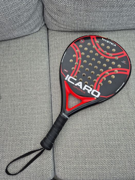Itens padel para venda (mochilas e raquetes)