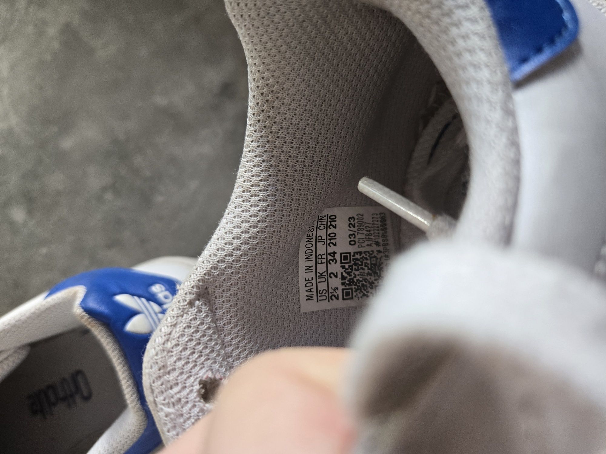 Sneakersy chłopięce Adidas Superstar 34