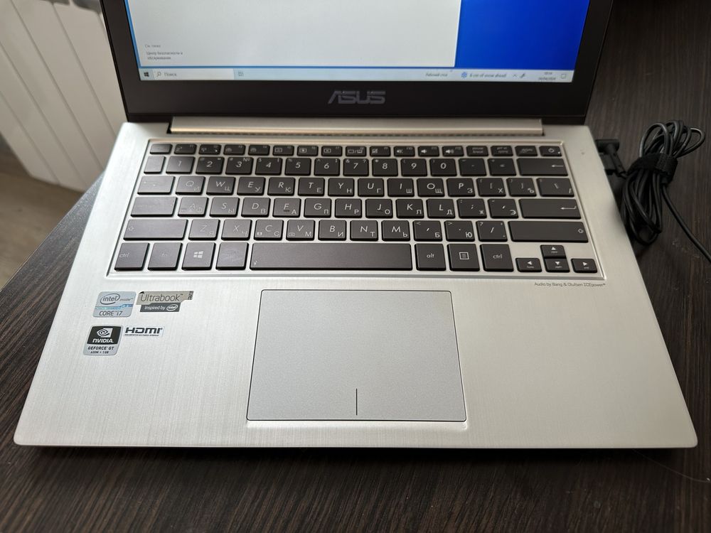 Ноутбук ASUS ZenBook UX32V
