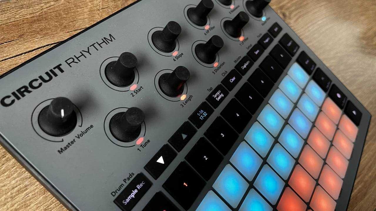 Standalone Sampler Novation Circuit Rhythm