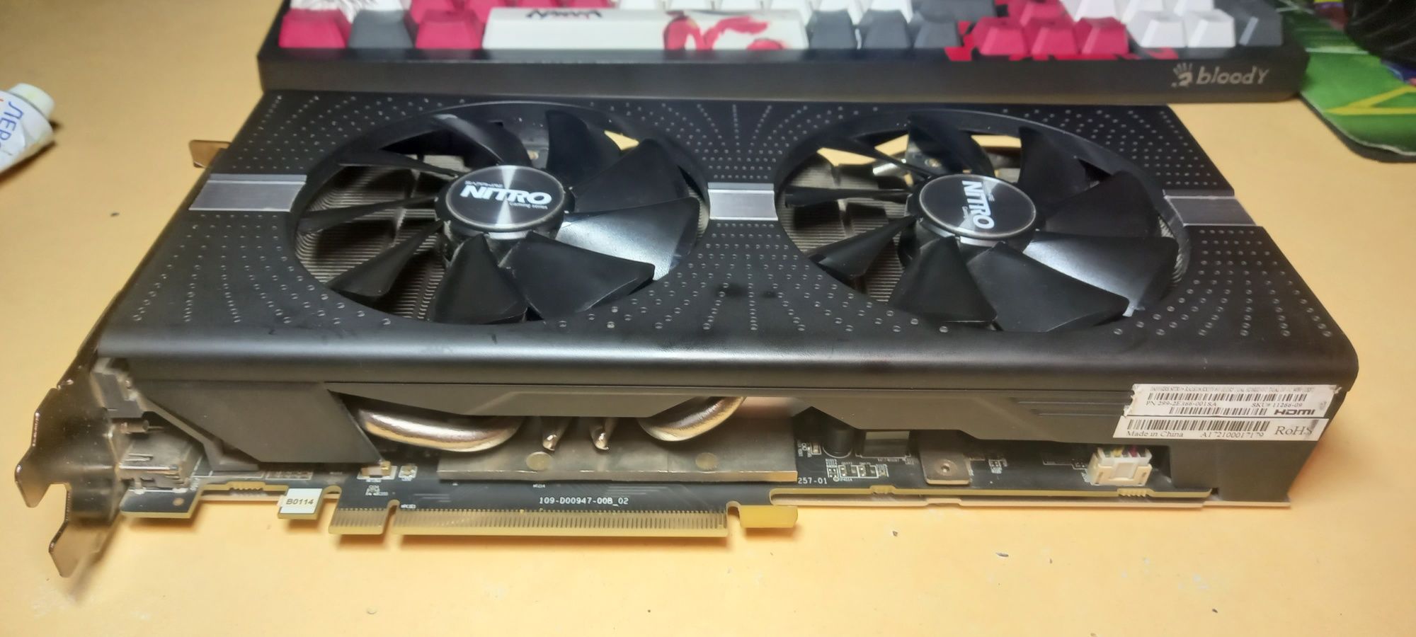 Б/у Rx 570  8gb без внешних дефектов работает стабильно
