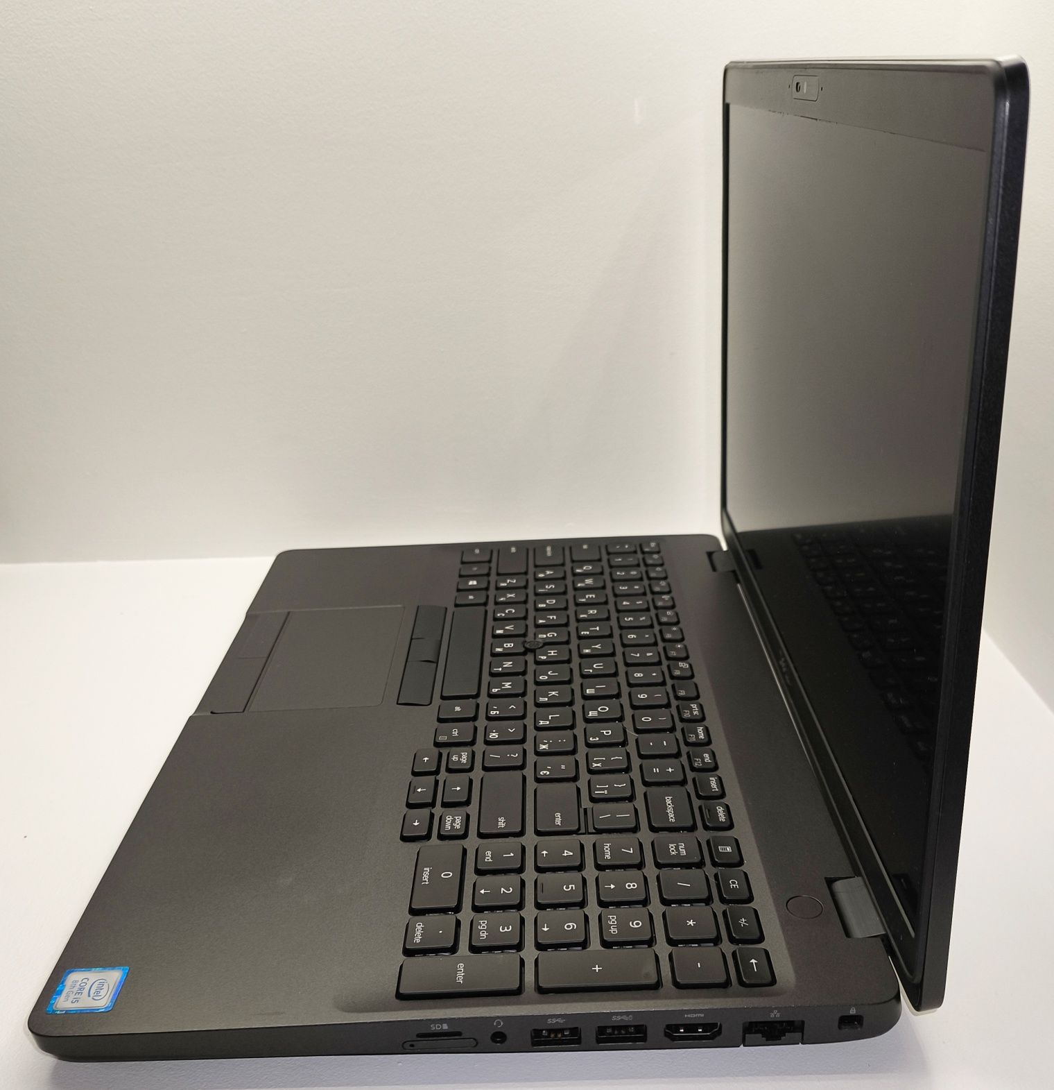 Ноутбук Dell latitude 5500  /15.6 IPS /intel i5 /DDR4 16Gb /256gb