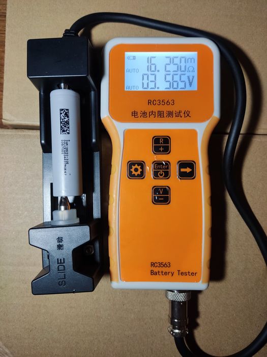 Акумулятори  Li-ion INR18650-32e, холдери