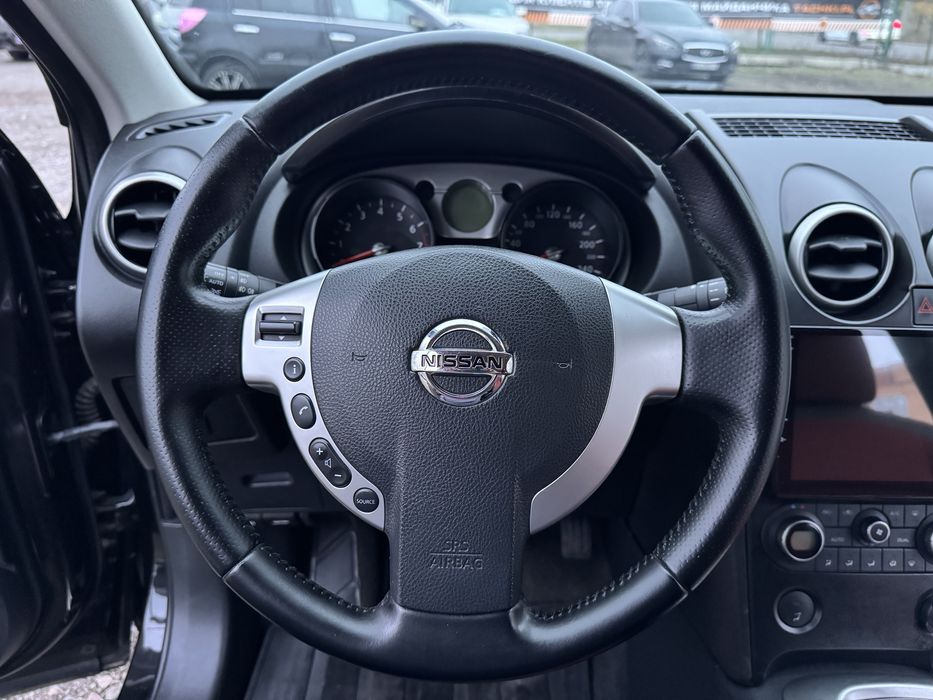 Продам офіційний Nissan Qashqai