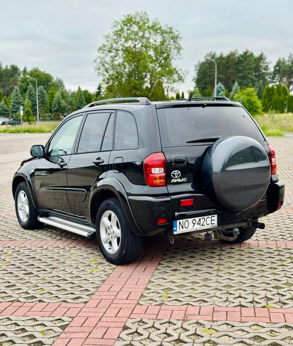 Toyota RAV4 2.0 D-4D 2004 sprawny silnik• Uszkodzona skrzynia biegów