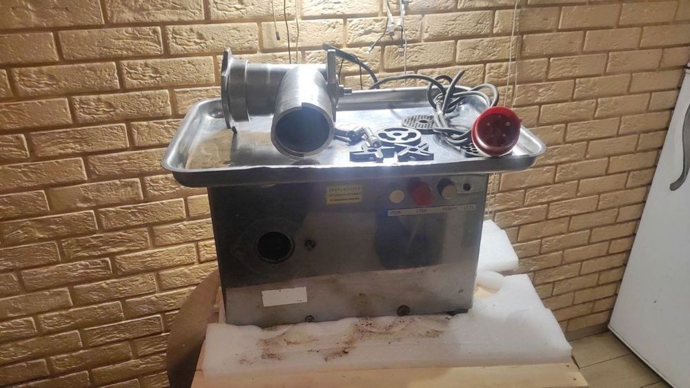 Продам м'ясорубку МІМ 300М