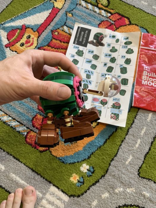 Дитяча іграшка конструктор лего італійські меми жирафа челесте целесте