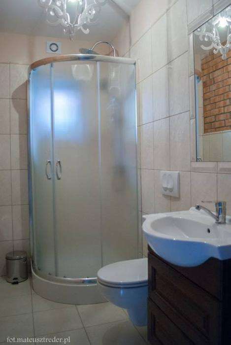 Domek na Kaszubach U Oliwii nad jeziorem . Boże Narodzenie!