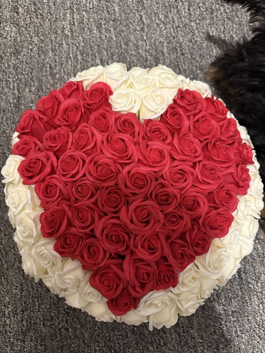 Мильні троянди в коробці 101