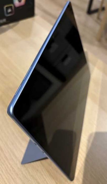 Microsoft Surface Pro 11-gen Snapdragon Plus/16GB/512GB