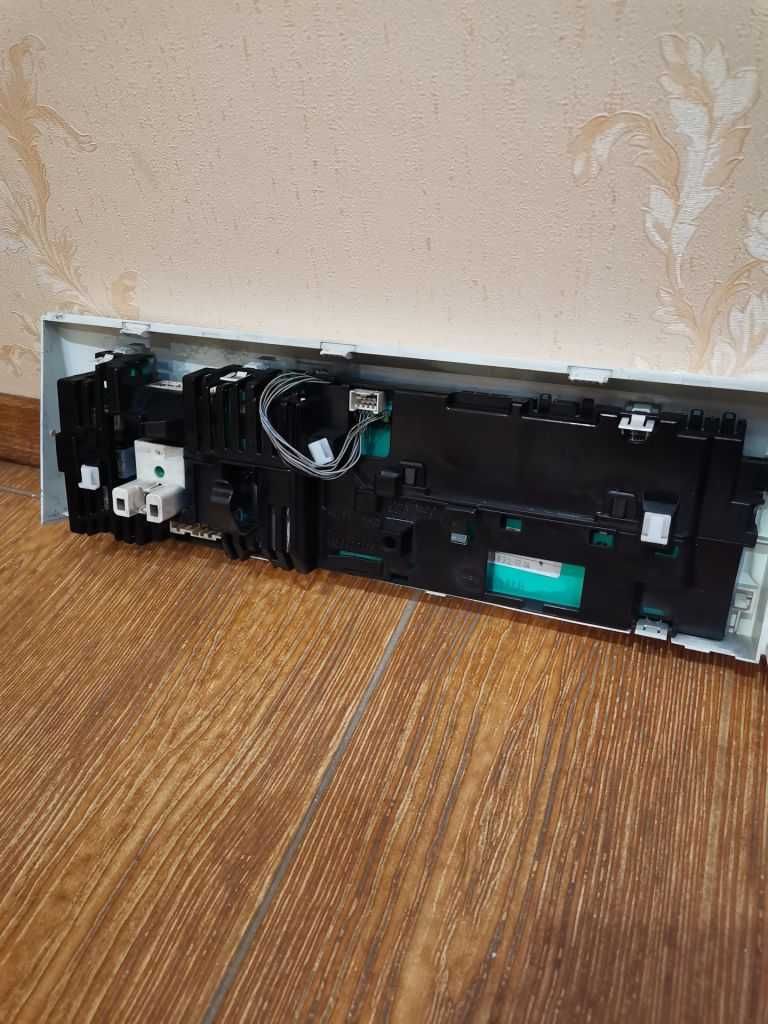 Панель плата управления Bosch WFC20670E Maxx 4