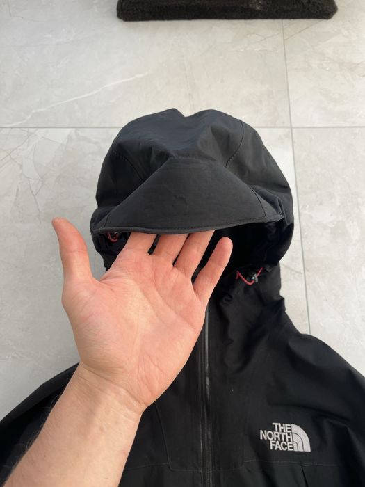 Технологічна куртка The North Face, goretex