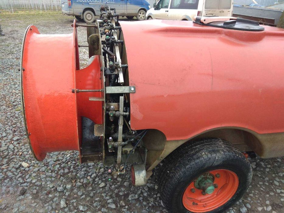 Обприскувач садовий