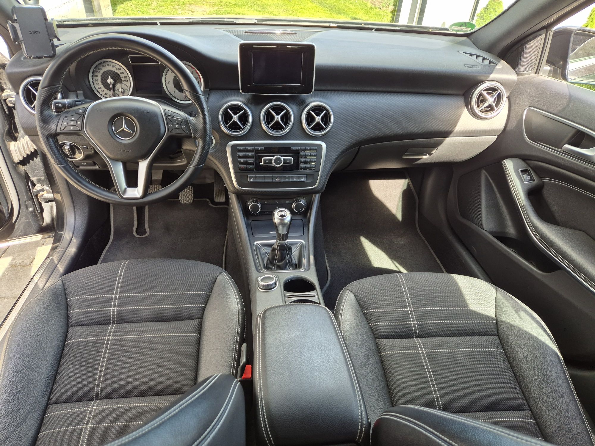 Mercedes A180 1.5 DCI 109 km A klasa rok 13 przebieg 115tys km amg