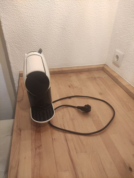 Máquina de café, continente capsules