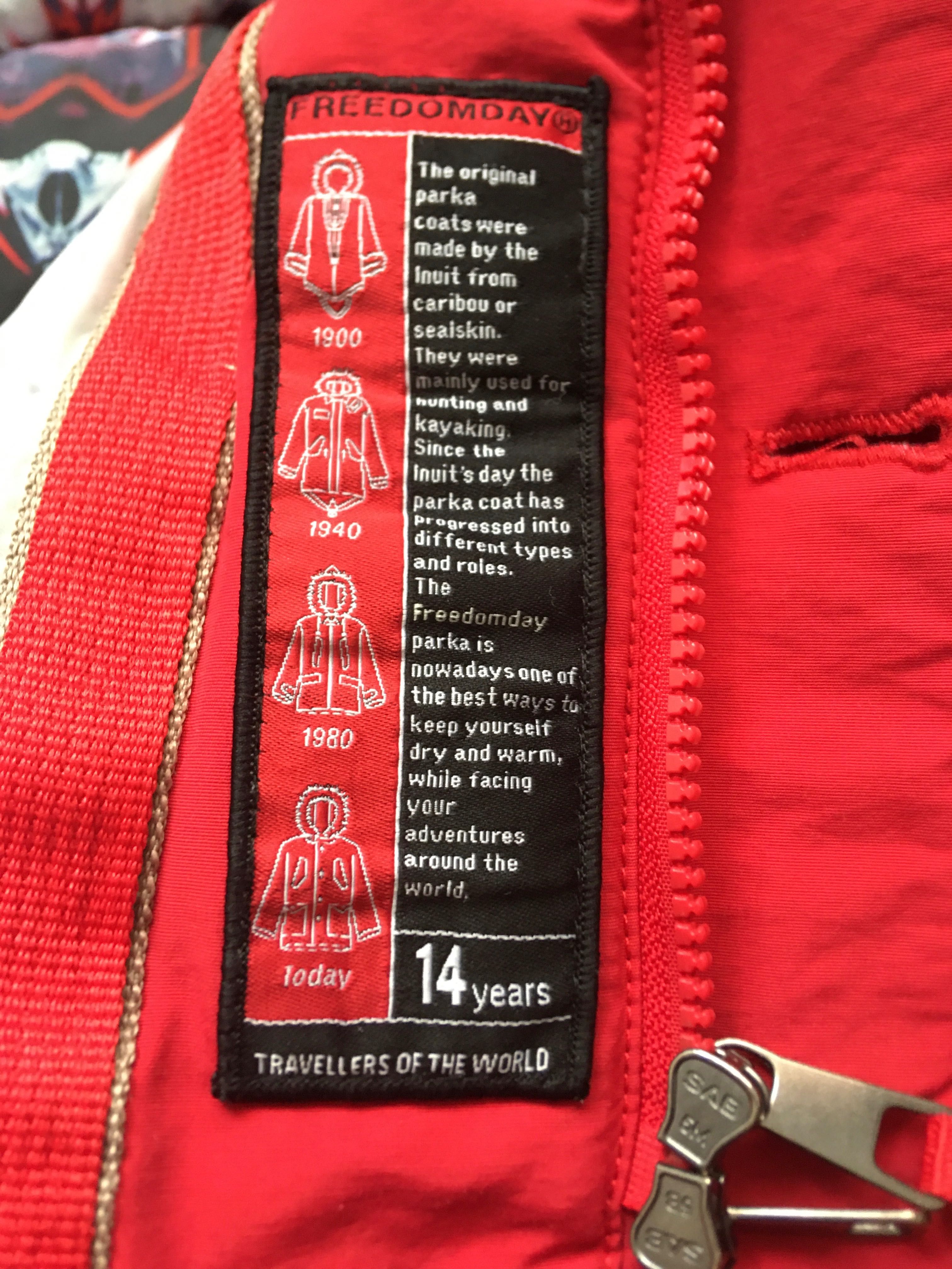 Курточка парка бренда Freedomday, красная