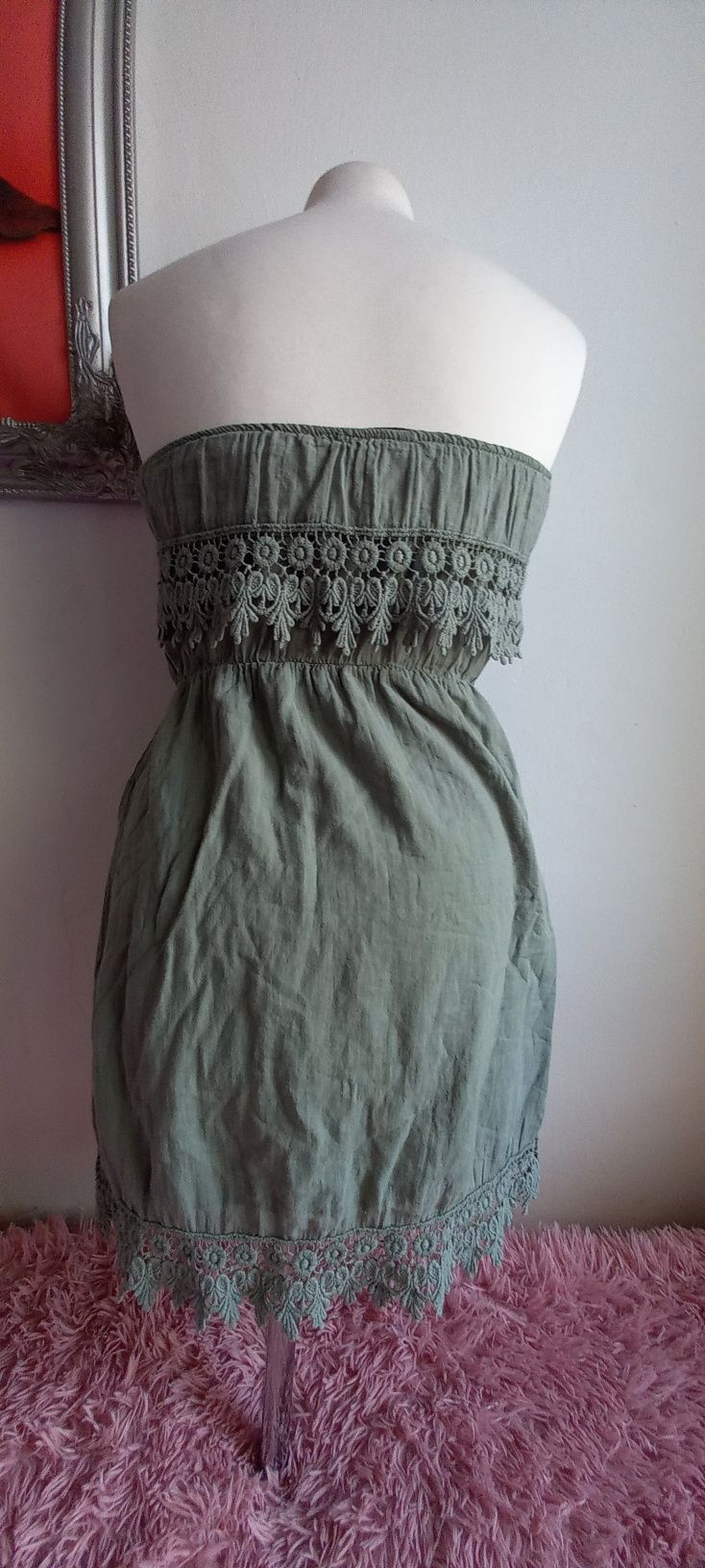 Khaki sukienka boho bez ramiączek, krótka koronką. Myhalys XS