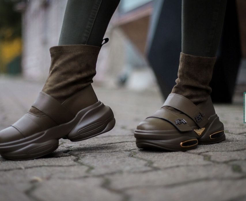 Sneakersy buty Adidasy na koturnie