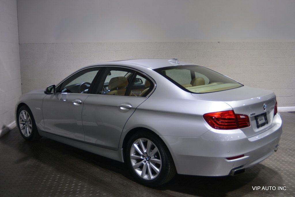 BMW 5 Series 550i xDrive 2014 року