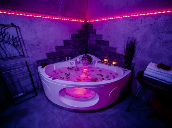 HIT!JACUZZI w Sypialni Neon CentrumRynek -KLIMA -Parking