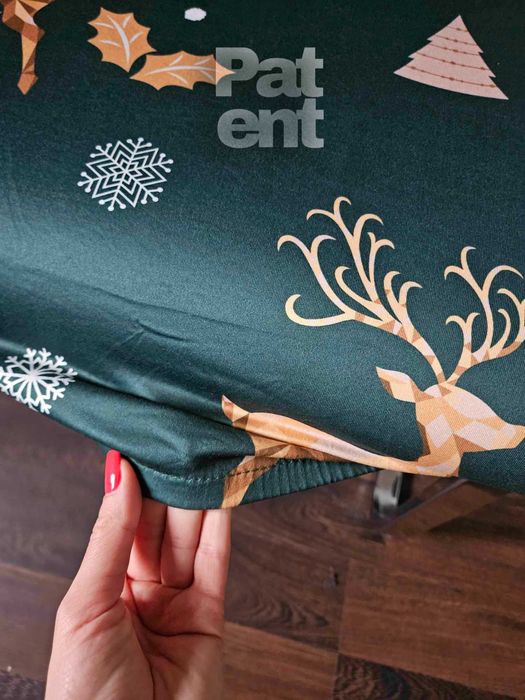 Świąteczne pokrowce na krzesła elastyczne 4 sztuki zielone renifery